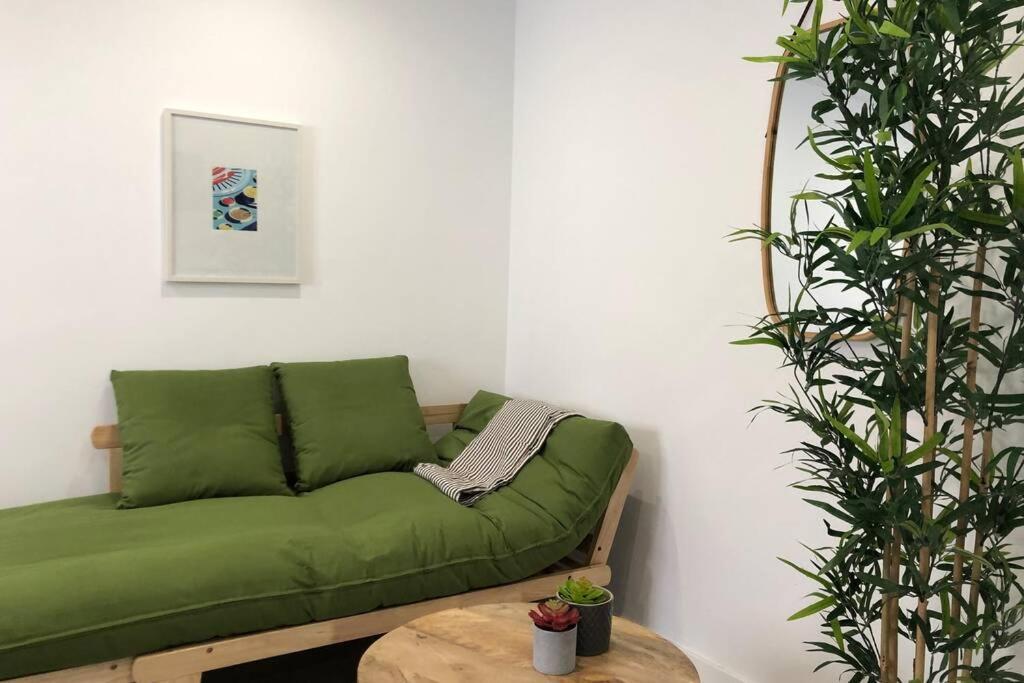 M3 Terrace. Cool Apartment 15 Min Center By Metro Esplugues de Llobregat Eksteriør bilde